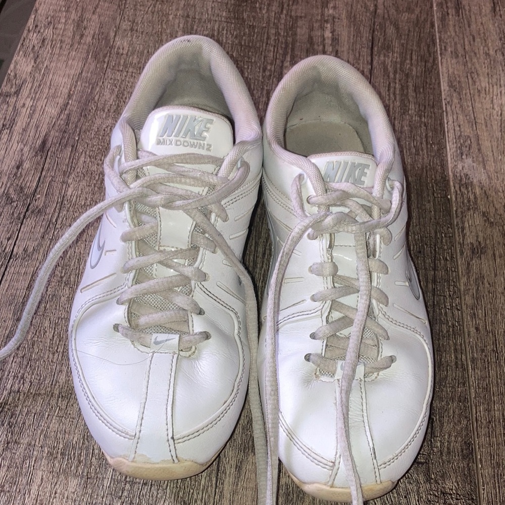 Ladies vintage Nike sneakers